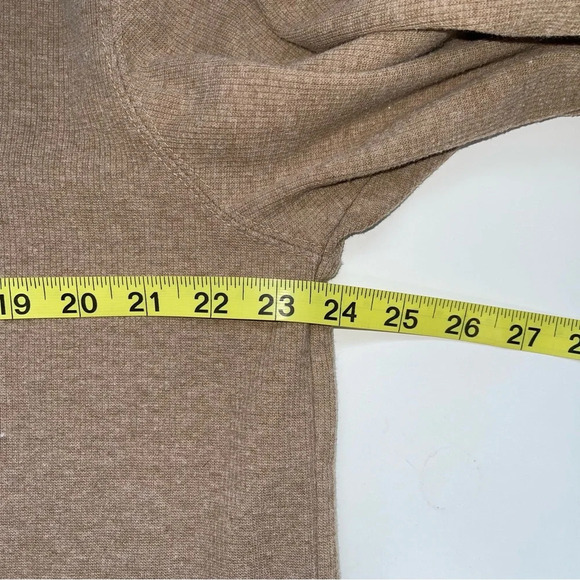 Disney Tan Embroidered Eeyore & Piglet Rib Turtleneck Sweater Xlarge Women’s - Picture 6 of 10